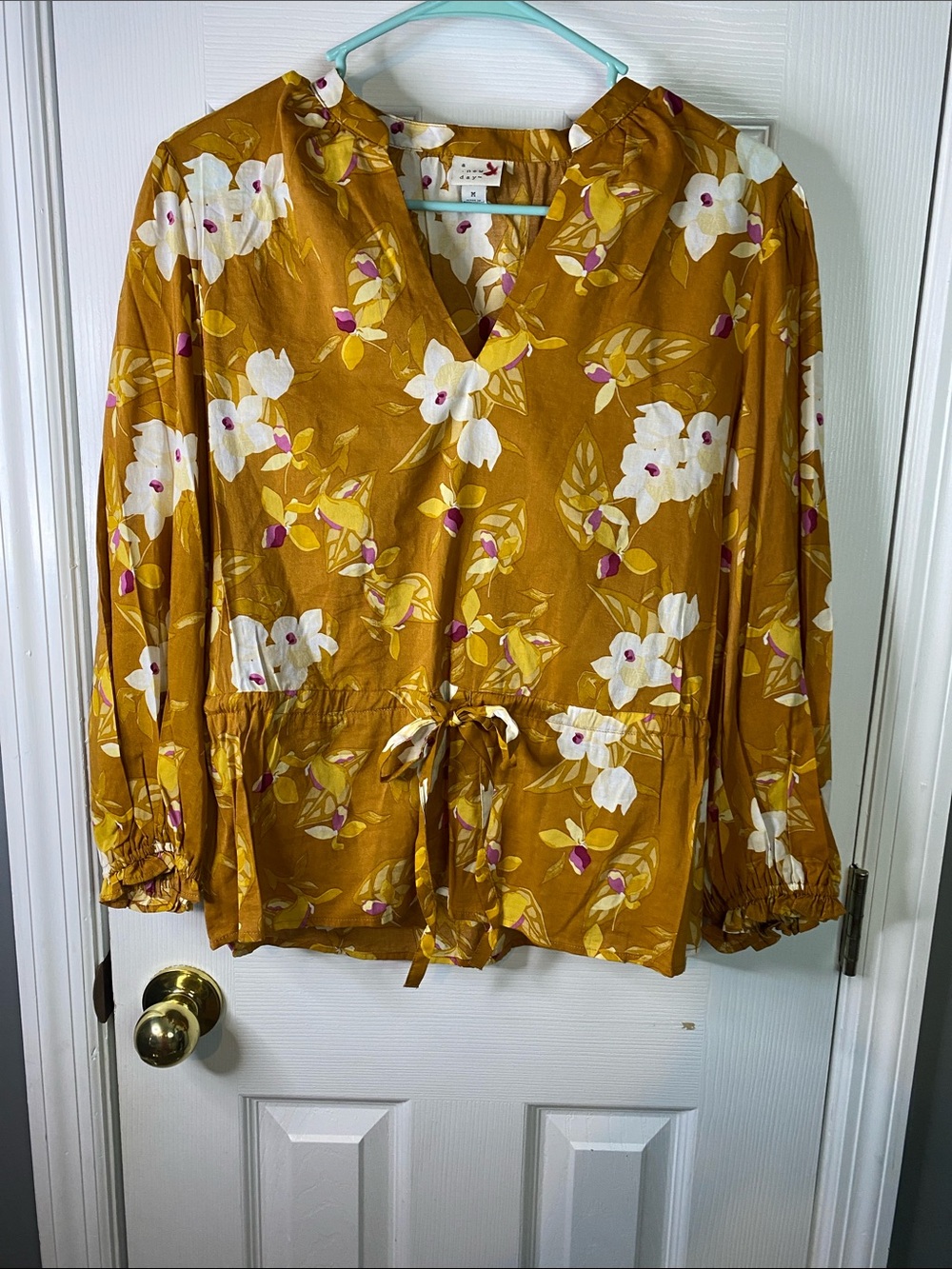 a new day Mustard Floral Tie-Waist Tunic Top Size Medium.
